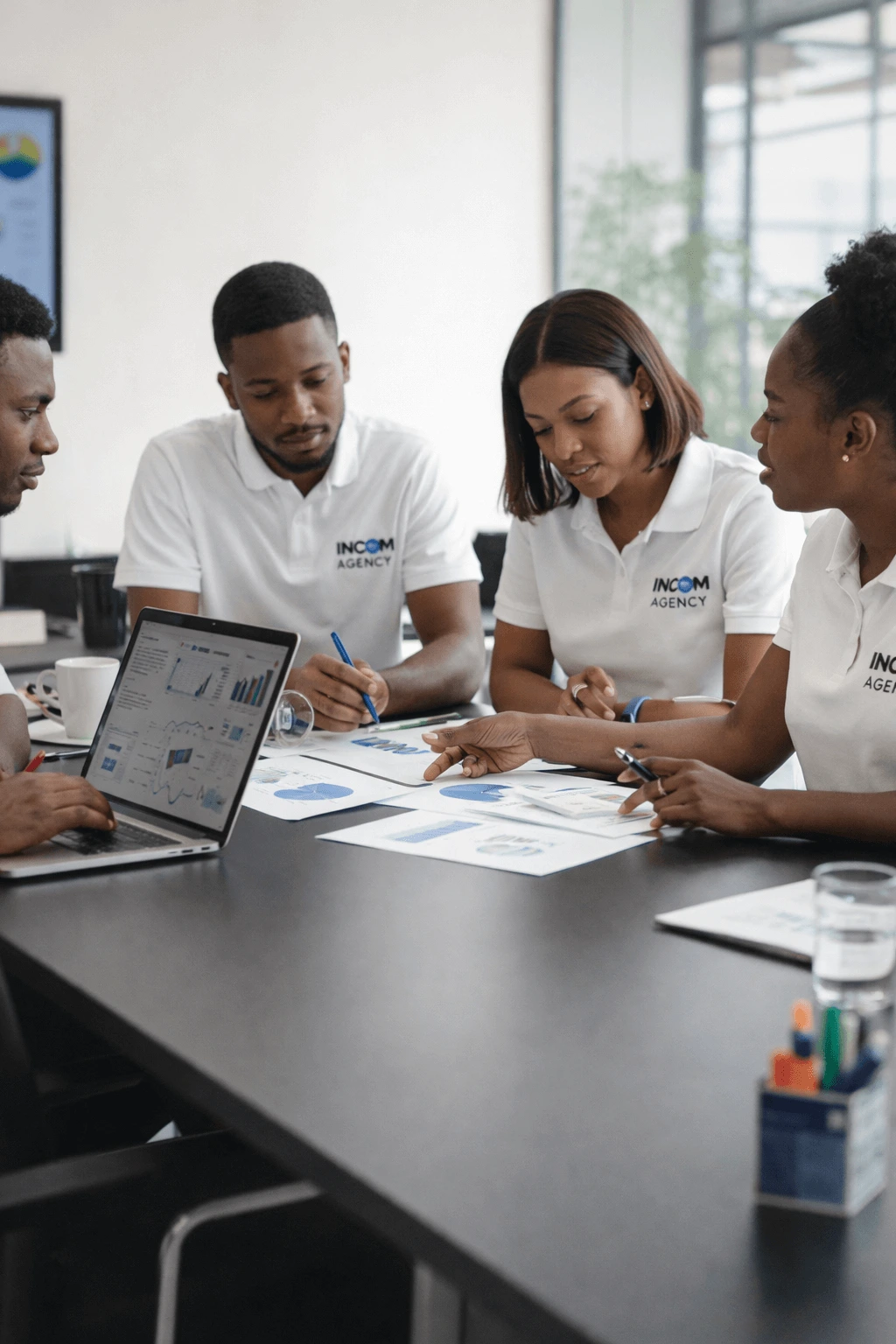 Service de référencement Google professionnel – INCOM TEAM